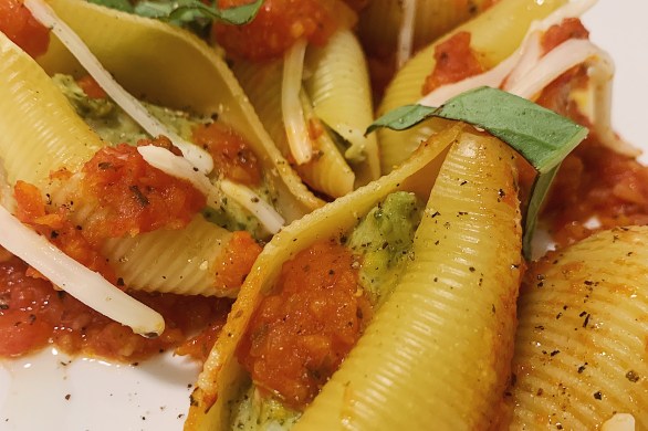 Vegan Stuffed Shells with Pesto Fauxcotta